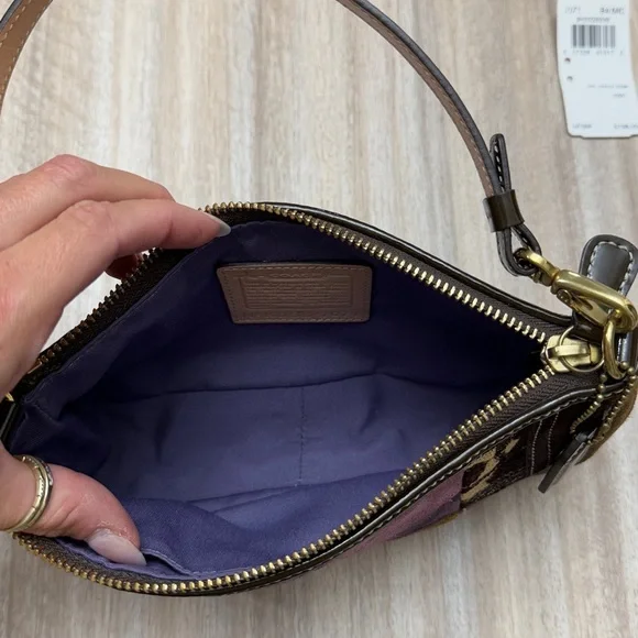 Vintage Coach Holiday Patchwork Demi Bag # 7071 from 2005 like new - Picture 6 of 8